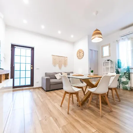 Front Numidio Quadrato Διαμέρισμα *