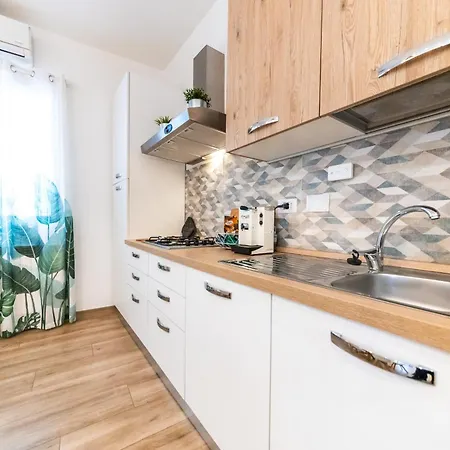 Apartament Front Numidio Quadrato