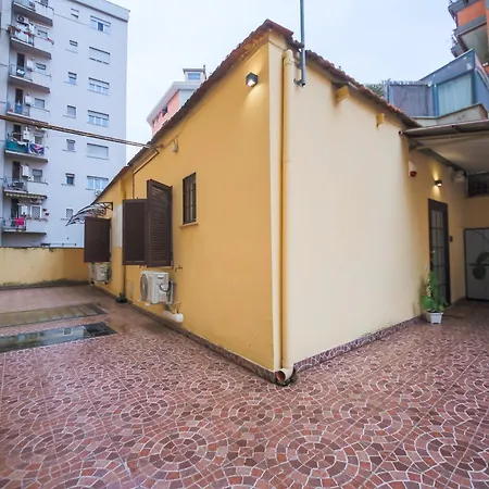 Metrofront-apartment * Rzym