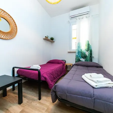 Metrofront-apartment * Rzym